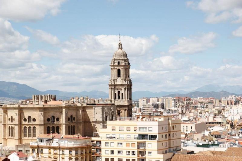 Najlepszy czas na lot do Malagi