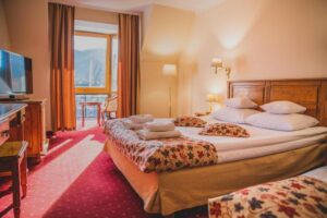 Co robić w deszczowy dzień na Krupówkach? Oto 5 niezwykłych pomysłów!