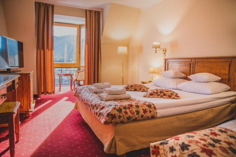 Co robić w deszczowy dzień na Krupówkach? Oto 5 niezwykłych pomysłów!