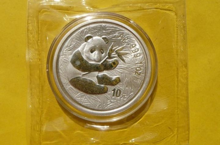 Magiczne Chiny w 2000 roku: odkryj fakty i przełomowe wydarzenia, które na zawsze zmieniły kraj