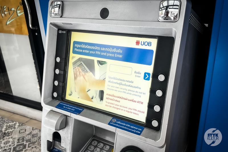 Bezpieczne zarządzanie finansami w podróży