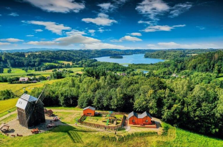 Kaszuby: Odkryj 5 niezwykłych miejsc, które zachwycą Cię magią tego regionu!