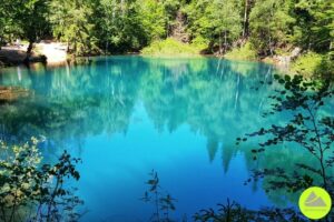 Odkryj piękno kolorowych Jezior w Rudawach Janowickich – prawdziwy skarb natury