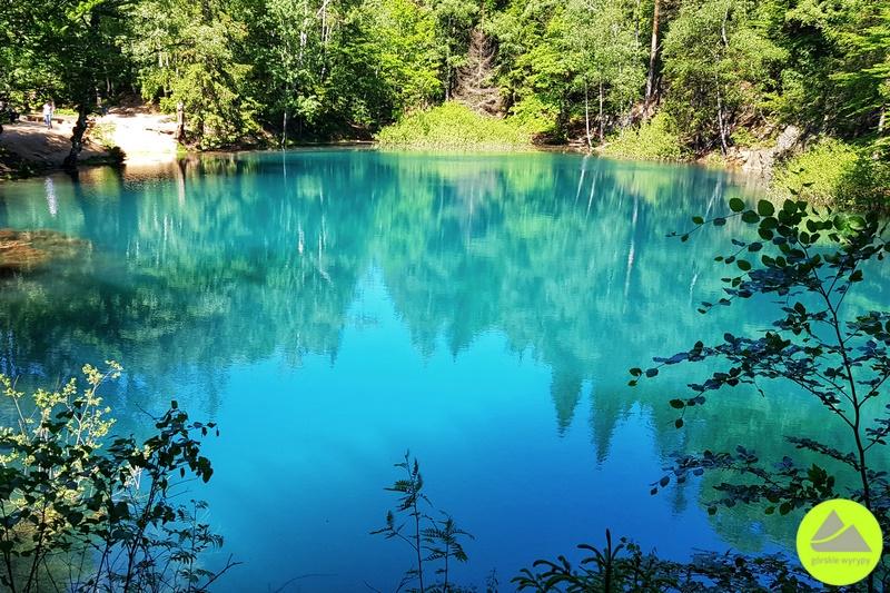 Odkryj piękno kolorowych Jezior w Rudawach Janowickich – prawdziwy skarb natury