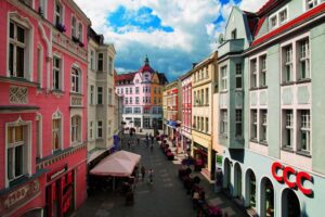 Odkryj zabytkowe skarby Zielonej Góry – które miejsce zachwyci cię najbardziej?