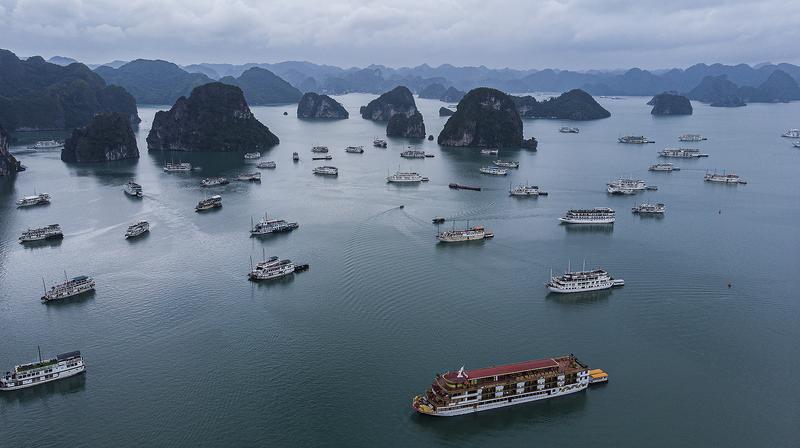 Zatoka Ha Long i jej sekrety: 7 niesamowitych cudów, które zachwycają każdego