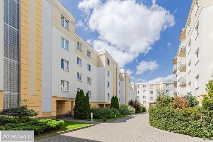 Przewodnik dla podróżników: jak skutecznie zaplanować loty z Warszawy na Filipiny?