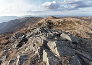 Odkryj Bieszczady Solina: 5 nietypowych atrakcji, które cię zaskoczą