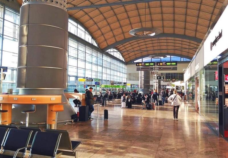 Planowanie wakacji w Alicante