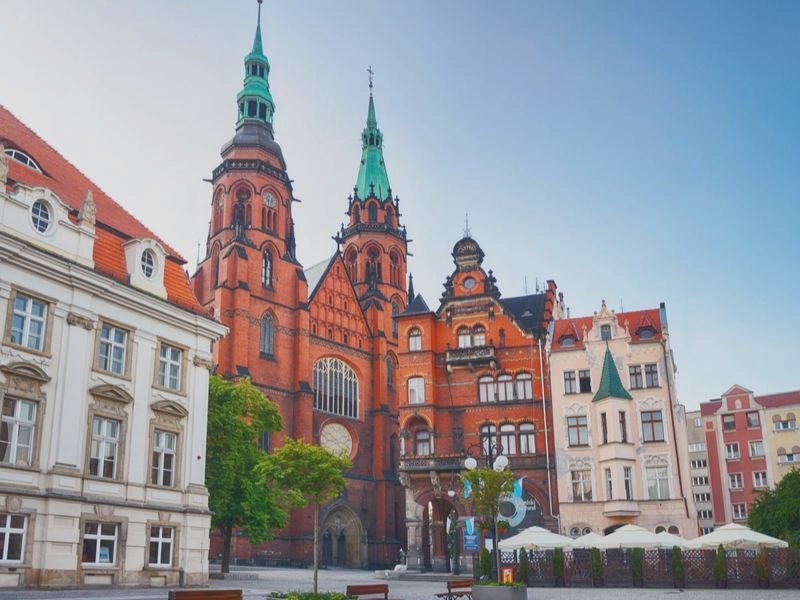Legnica atrakcje: pomysły na dzień bez wyjazdu w Tatry