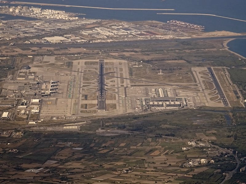 Ceny lotów do Barcelony — kiedy bilety z Polski są najtańsze?