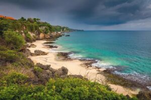 Pogoda na Bali w czerwcu – temperatury, opady i najlepszy czas na wyjazd