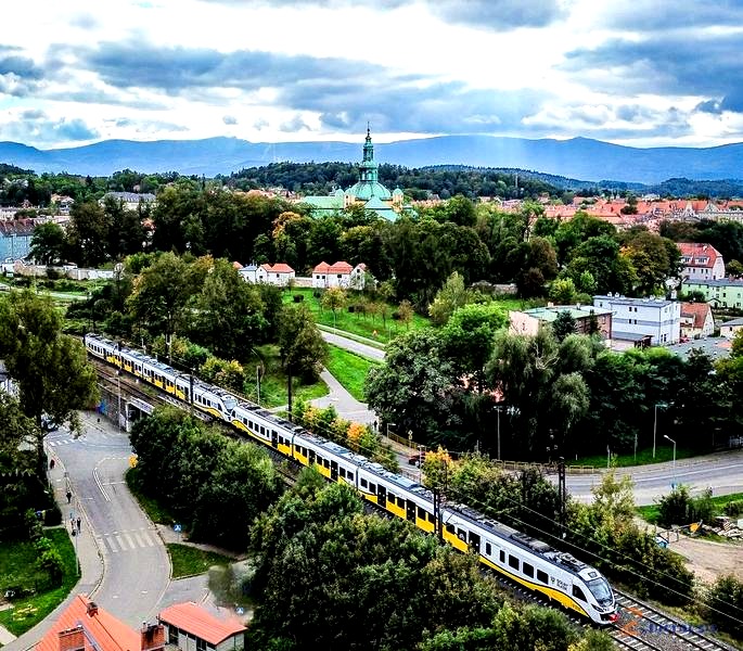 Jelenia Góra: 9 wyjątkowych miejsc na udany spacer i weekend